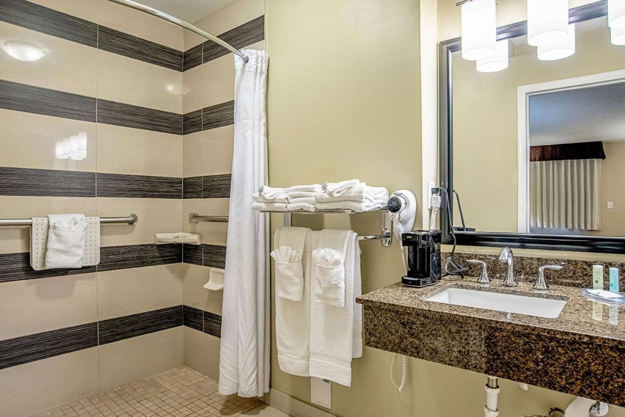 Quality Inn & Suites Phoenix Nw - Sun City Youngtown Екстер'єр фото