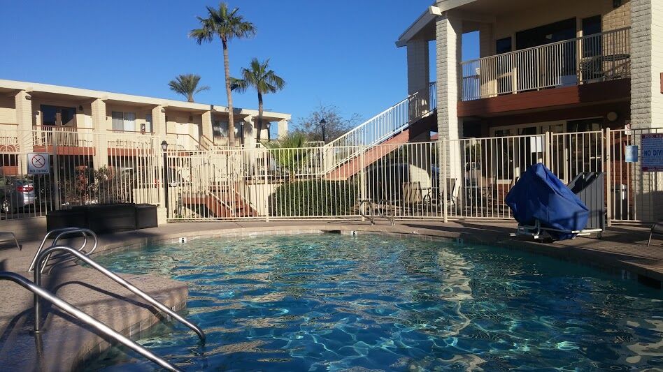 Quality Inn & Suites Phoenix Nw - Sun City Youngtown Екстер'єр фото